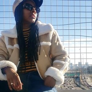 Cropped Shearling | "Faux"